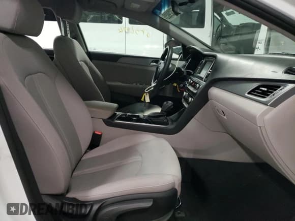 ✅ 2018 Hyundai Sonata SE • VIN: 5NPE24AFXJH698566 • Лот: 67329922. Опубликован ранее на Copart с пробегом 62 749 миль. Бесплатный доступ к архиву аукционных продаж из США и подробный отчёт об истории автомобиля на DreamBid. Изображение 5.