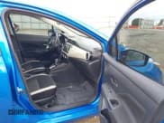 ✅ 2021 Nissan Versa SV • VIN: 3N1CN8EVXML914107 • Lot: 42970244. Wystawiony na IAAI z przebiegiem 77 843 mil. Bezpłatny archiwum sprzedaży aukcyjnych z USA i szczegółowy raport historii pojazdu na DreamBid. Zdjęcie 5.