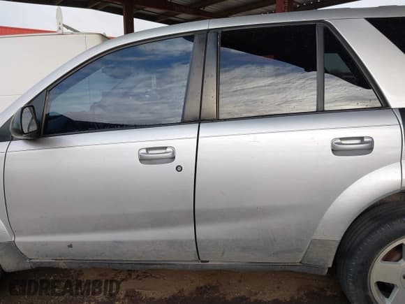 ✅ 2004 Saturn VUE V6 • VIN: 5GZCZ63424S842142 • Lot: 41562303. Wystawiony na IAAI z przebiegiem 178 745 mil. Bezpłatny archiwum sprzedaży aukcyjnych z USA i szczegółowy raport historii pojazdu na DreamBid. Zdjęcie 15.