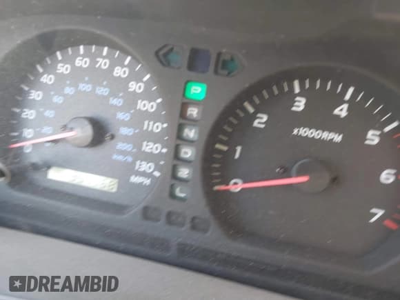 ✅ 2000 Toyota Land Cruiser • VIN: JT3HT05J1Y0092165 • Lot: 42067694. Wystawiony na IAAI z przebiegiem 351 568 mil. Bezpłatny archiwum sprzedaży aukcyjnych z USA i szczegółowy raport historii pojazdu na DreamBid. Zdjęcie 7.