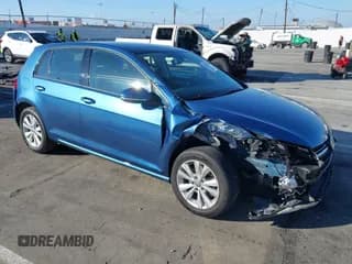 ✅ 2020 Volkswagen Golf TSI • VIN: 3VWG57AU6LM004983 • Lot: 43652142. Listed on IAAI with 23,137 mi. Free auction sales archive from the USA and detailed vehicle history report at DreamBid. Image 1.