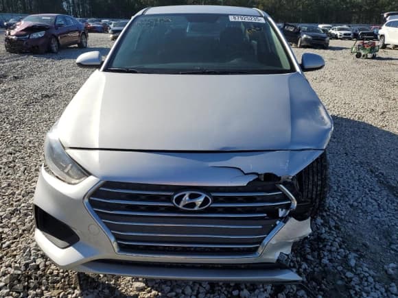 ✅ 2020 Hyundai Accent SE • VIN: 3KPC24A69LE105097 • Лот: 87925235. Опубликован ранее на Copart с пробегом 136 298 миль. Бесплатный доступ к архиву аукционных продаж из США и подробный отчёт об истории автомобиля на DreamBid. Изображение 5.