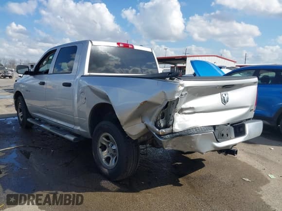 ✅ 2010 Dodge 1500 SLT • VIN: 1D7RB1CP9AS177934 • Lot: 41492739. Wystawiony na IAAI z przebiegiem 226 483 mil. Bezpłatny archiwum sprzedaży aukcyjnych z USA i szczegółowy raport historii pojazdu na DreamBid. Zdjęcie 3.