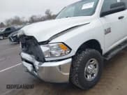 ✅ 2013 Ram 2500 Tradesman • VIN: 3C6UR5HL0DG580930 • Lot: 43697234. Wystawiony na IAAI z przebiegiem 68 246 mil. Bezpłatny archiwum sprzedaży aukcyjnych z USA i szczegółowy raport historii pojazdu na DreamBid. Zdjęcie 18.