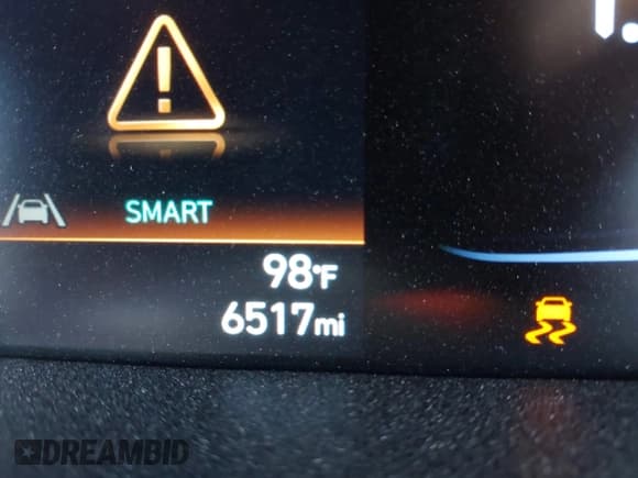 ✅ 2025 Hyundai Elantra SEL Sport • VIN: KMHLM4DG8SU868562 • Lot: 43215752. Listed on IAAI with 6,517 mi. Free auction sales archive from the USA and detailed vehicle history report at DreamBid. Image 16.