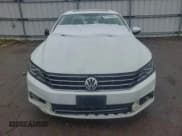 ✅ 2017 Volkswagen Passat SE • VIN: 1VWBT7A34HC030904 • Lot: 92164505. Listed on Copart with 118,046 mi. Free auction sales archive from the USA and detailed vehicle history report at DreamBid. Image 5.