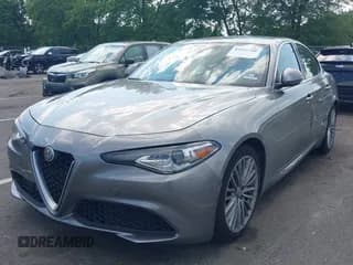 ✅ 2018 Alfa Romeo Giulia Ti Sport • VIN: ZARFAECN0J7565844 • Lot: 42541708. Wystawiony na IAAI z przebiegiem 97 396 mil. Bezpłatny archiwum sprzedaży aukcyjnych z USA i szczegółowy raport historii pojazdu na DreamBid. Zdjęcie 2.