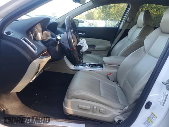 ✅ 2015 Acura TLX Advance • VIN: 19UUB3F76FA803353 • Лот: 84215455. Опубликован ранее на Copart с пробегом 217 093 миль. Бесплатный доступ к архиву аукционных продаж из США и подробный отчёт об истории автомобиля на DreamBid. Изображение 7.