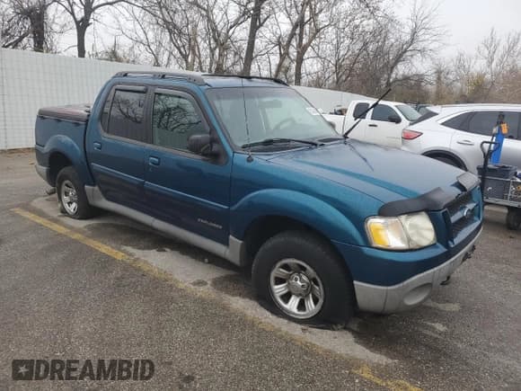 ✅ 2001 Ford Explorer Sport Trac • VIN: 1FMZU77E01UB32428 • Lot: 93045645. Listed on Copart with 247,164 mi. Free auction sales archive from the USA and detailed vehicle history report at DreamBid. Image 4.