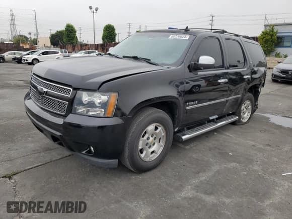 ✅ 2014 Chevrolet Tahoe LTZ • VIN: 1GNSCCE08ER156386 • Lot: 60736625. Listed on Copart with 207,510 mi. Free auction sales archive from the USA and detailed vehicle history report at DreamBid. Image 1.