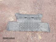 ✅ 2013 Tesla Model S Performance • VIN: 5YJSA1CP3DFP05886 • Lot: 43369959. Wystawiony na IAAI z przebiegiem 154 931 mil. Bezpłatny archiwum sprzedaży aukcyjnych z USA i szczegółowy raport historii pojazdu na DreamBid. Zdjęcie 12.