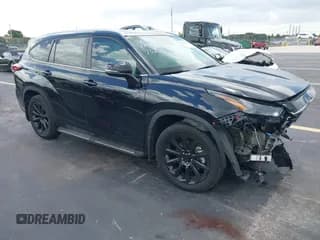 ✅ 2023 Toyota Highlander L • VIN: 5TDKDRAH1PS517370 • Lot: 43108894. Listed on IAAI with 33,965 mi. Free auction sales archive from the USA and detailed vehicle history report at DreamBid. Image 1.