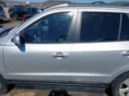 ✅ 2009 Hyundai Santa Fe SE • VIN: 5NMSH13E19H254585 • Lot: 41670314. Listed on IAAI with 195,240 mi. Free auction sales archive from the USA and detailed vehicle history report at DreamBid. Image 14.