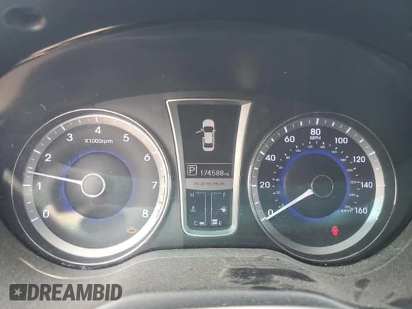 ✅ 2013 Hyundai Azera • VIN: KMHFG4JG3DA288357 • Лот: 67233085. Опубликован ранее на Copart с пробегом 174 588 миль. Бесплатный доступ к архиву аукционных продаж из США и подробный отчёт об истории автомобиля на DreamBid. Изображение 9.