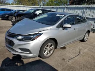 ✅ 2017 Chevrolet Cruze LT • VIN: 1G1BE5SM1H7241181 • Lot: 82455525. Wystawiony na Copart z przebiegiem 153 636 mil. Bezpłatny archiwum sprzedaży aukcyjnych z USA i szczegółowy raport historii pojazdu na DreamBid. Zdjęcie 1.
