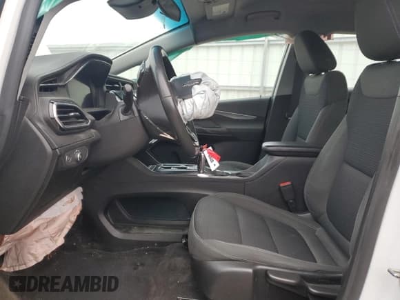 ✅ 2023 Chevrolet Bolt EV 1LT • VIN: 1G1FW6S07P4108698 • Lot: 89191565. Wystawiony na Copart z przebiegiem 31 823 mil. Bezpłatny archiwum sprzedaży aukcyjnych z USA i szczegółowy raport historii pojazdu na DreamBid. Zdjęcie 7.