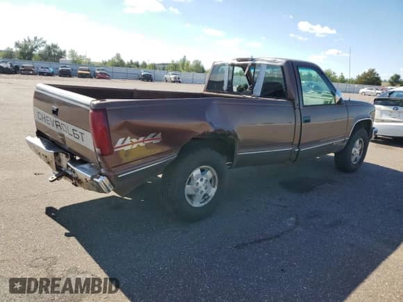 1994 Chevrolet Silverado 1500 с VIN 1GCEK14K0RE119443, выставлен на аукционе Copart как лот 82088045 с пробегом 178 766 миль миль и Списание • Salvage title. История ставок и продаж доступна на DreamBid. Изображение 3.