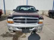✅ 2003 Dodge Dakota SLT • VIN: 1D7HG48N23S135937 • Lot: 85747544. Wystawiony na Copart z przebiegiem 164 352 mil. Bezpłatny archiwum sprzedaży aukcyjnych z USA i szczegółowy raport historii pojazdu na DreamBid. Zdjęcie 5.