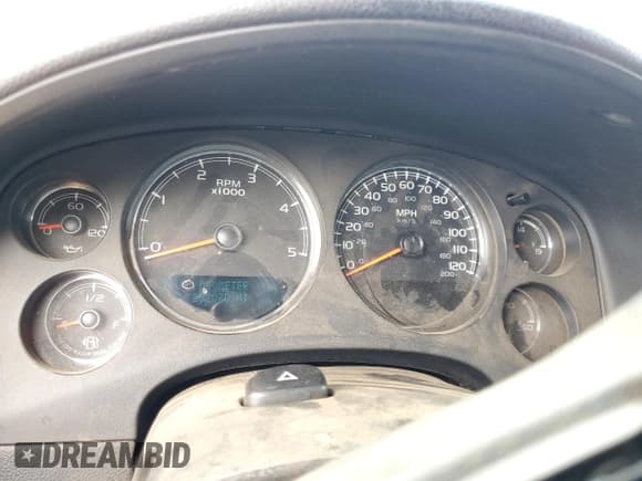 ✅ 2013 Chevrolet Silverado 2500HD LTZ • VIN: 1GC1KYE8XDF163088 • Lot: 80854344. Wystawiony na Copart z przebiegiem 252 070 mil. Bezpłatny archiwum sprzedaży aukcyjnych z USA i szczegółowy raport historii pojazdu na DreamBid. Zdjęcie 9.