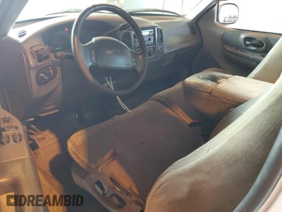 ✅ 1999 Ford F-150 • VIN: 2FTRF17W2XCB20004 • Лот: 90494835. Опубликован ранее на Copart с пробегом 266 563 миль. Бесплатный доступ к архиву аукционных продаж из США и подробный отчёт об истории автомобиля на DreamBid. Изображение 8.