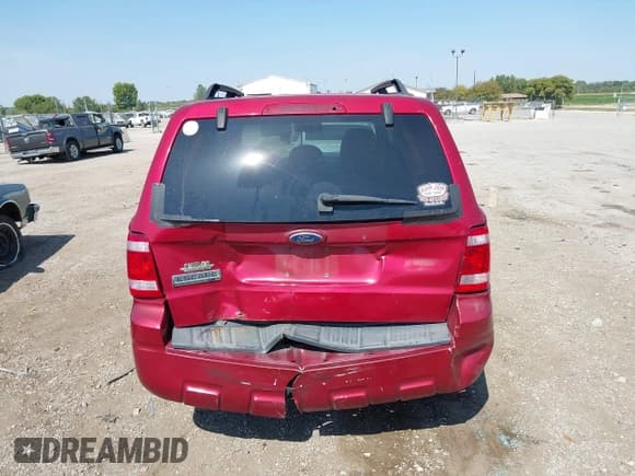✅ 2009 Ford Escape XLT • VIN: 1FMCU03709KA93125 • Lot: 43250805. Listed on IAAI with 197,683 mi. Free auction sales archive from the USA and detailed vehicle history report at DreamBid. Image 17.