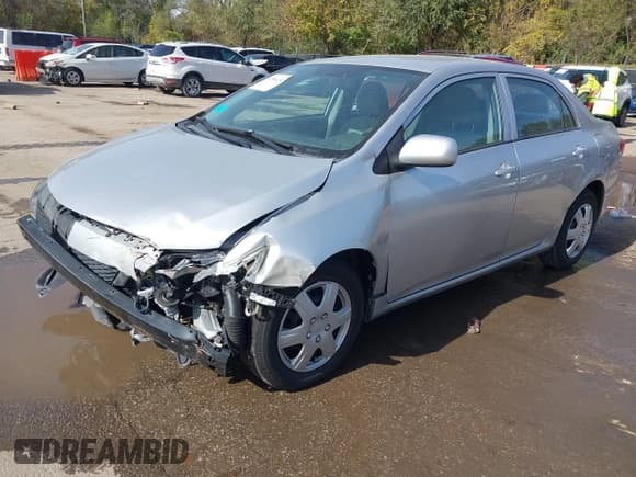✅ 2010 Toyota Corolla LE • VIN: 2T1BU4EE9AC277181 • Lot: 43586291. Wystawiony na IAAI z przebiegiem 185 435 mil. Bezpłatny archiwum sprzedaży aukcyjnych z USA i szczegółowy raport historii pojazdu na DreamBid. Zdjęcie 20.