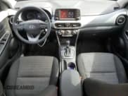 ✅ 2020 Hyundai Kona SE • VIN: KM8K12AAXLU522846 • Лот: 71291164. Опубликован ранее на Copart с пробегом 60 143 миль. Бесплатный доступ к архиву аукционных продаж из США и подробный отчёт об истории автомобиля на DreamBid. Изображение 8.