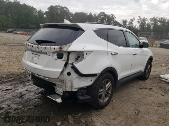 ✅ 2017 Hyundai Santa Fe 2.4L • VIN: 5XYZU3LB5HG397432 • Лот: 63165933. Опубликован ранее на Copart с пробегом 91 112 миль. Бесплатный доступ к архиву аукционных продаж из США и подробный отчёт об истории автомобиля на DreamBid. Изображение 3.