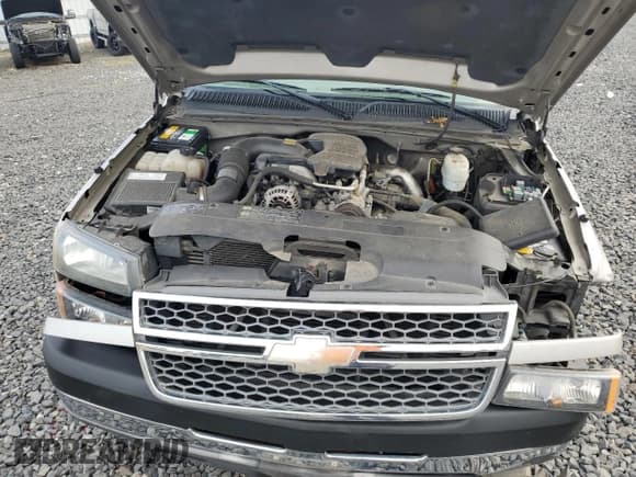 ✅ 2005 Chevrolet Silverado 2500HD LT • VIN: 1GCHK29255E277525 • Lot: 81820165. Listed on Copart with 116,723 mi. Free auction sales archive from the USA and detailed vehicle history report at DreamBid. Image 11.