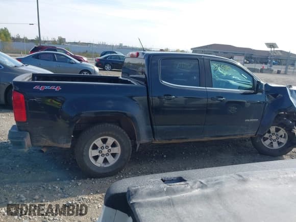 ✅ 2018 Chevrolet Colorado 4WD Work Truck • VIN: 1GCGTBENXJ1158461 • Лот: 43452570. Опубликован ранее на IAAI с пробегом 121 759 миль. Бесплатный доступ к архиву аукционных продаж из США и подробный отчёт об истории автомобиля на DreamBid. Изображение 13.