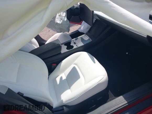 ✅ 2022 Tesla Model 3 • VIN: 5YJ3E1EA3NF111219 • Lot: 43209918. Wystawiony na IAAI z przebiegiem 59 286 mil. Bezpłatny archiwum sprzedaży aukcyjnych z USA i szczegółowy raport historii pojazdu na DreamBid. Zdjęcie 5.