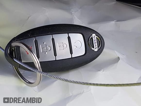 ✅ 2017 Nissan Rogue S • VIN: JN1BJ1CR3HW139640 • Lot: 41267714. Listed on IAAI with 76,955 mi. Free auction sales archive from the USA and detailed vehicle history report at DreamBid. Image 11.