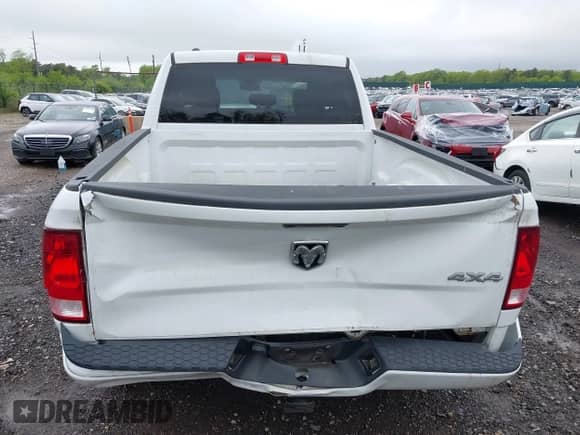 2019 Ram 1500 Tradesman with VIN 1C6RR7FG5KS636714, listed as a IAAI auction lot 42270900 with 55,175 mi miles and . Bid and sale history available at DreamBid. Image 16.