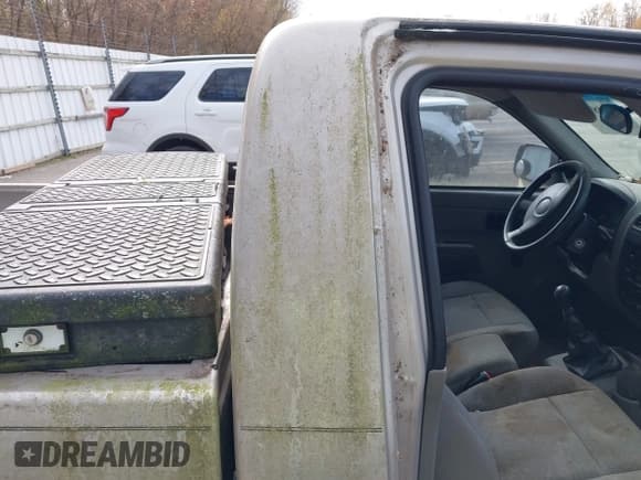 ✅ 2006 Chevrolet Colorado Work Truck • VIN: 1GCCS148568261213 • Лот: 43588238. Опубликован ранее на IAAI с пробегом 318 012 миль. Бесплатный доступ к архиву аукционных продаж из США и подробный отчёт об истории автомобиля на DreamBid. Изображение 8.