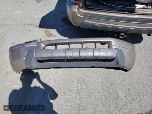 ✅ 2004 Honda Pilot EX • VIN: 2HKYF18504H611209 • Lot: 70056665. Listed on Copart with 139,900 mi. Free auction sales archive from the USA and detailed vehicle history report at DreamBid. Image 12.