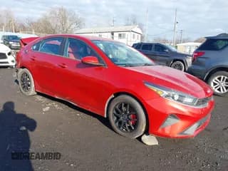 ✅ 2022 Kia Forte LXS • VIN: 3KPF24AD0NE453918 • Lot: 43817792. Wystawiony na IAAI z przebiegiem 91 269 mil. Bezpłatny archiwum sprzedaży aukcyjnych z USA i szczegółowy raport historii pojazdu na DreamBid. Zdjęcie 1.