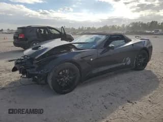 ✅ 2015 Chevrolet Corvette Z51 1LT • VIN: 1G1YG3D70F5105746 • Lot: 87273415. Wystawiony na Copart z przebiegiem 29 586 mil. Bezpłatny archiwum sprzedaży aukcyjnych z USA i szczegółowy raport historii pojazdu na DreamBid. Zdjęcie 1.
