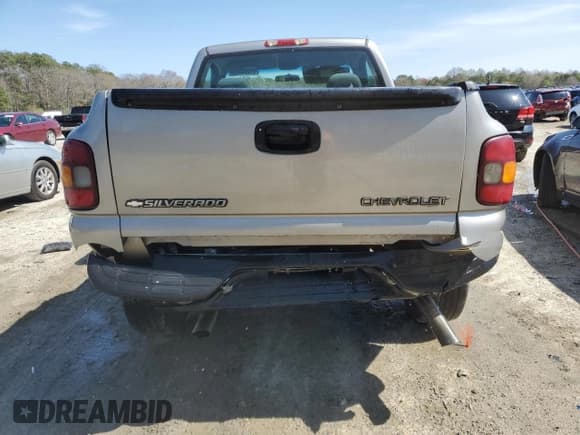 ✅ 2000 Chevrolet Silverado 1500 • VIN: 1GCEK14V8YZ193615 • Lot: 51494465. Listed on Copart with 356,099 mi. Free auction sales archive from the USA and detailed vehicle history report at DreamBid. Image 6.