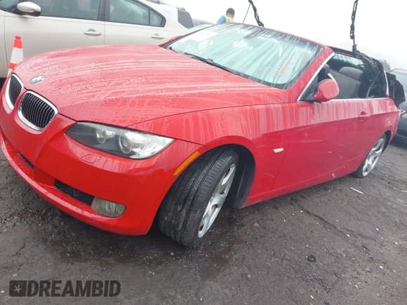✅ 2007 BMW 3 Series 328i • VIN: WBAWL13547PX15747 • Лот: 40811795. Опубликован ранее на IAAI с пробегом 99 272 миль. Бесплатный доступ к архиву аукционных продаж из США и подробный отчёт об истории автомобиля на DreamBid. Изображение 2.
