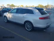 ✅ 2010 Lincoln MKT EcoBoost • VIN: 2LMHJ5AT7ABJ06239 • Лот: 43412429. Опубликован ранее на IAAI с пробегом 103 683 миль. Бесплатный доступ к архиву аукционных продаж из США и подробный отчёт об истории автомобиля на DreamBid. Изображение 3.