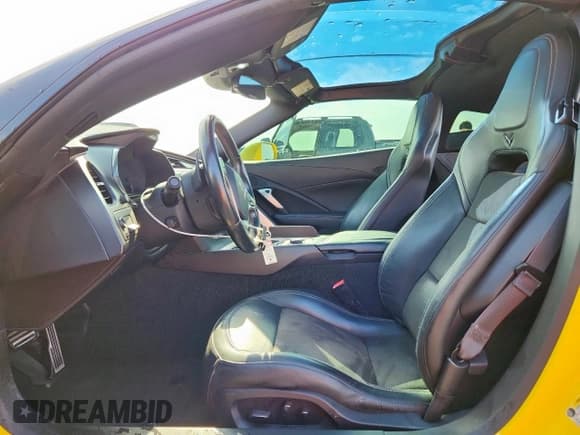 ✅ 2015 Chevrolet Corvette Z51 2LT • VIN: 1G1YK2D74F5113762 • Lot: 60892295. Listed on Copart with 62,563 mi. Free auction sales archive from the USA and detailed vehicle history report at DreamBid. Image 7.