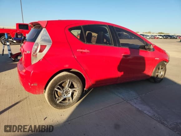 ✅ 2012 Toyota Prius Four • VIN: JTDKDTB34C1020756 • Лот: 82619425. Опубликован ранее на Copart с пробегом 250 508 миль. Бесплатный доступ к архиву аукционных продаж из США и подробный отчёт об истории автомобиля на DreamBid. Изображение 3.