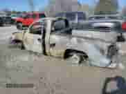 2005 Chevrolet Silverado 1500 Work Truck с VIN 1GCEC14X85Z137054, выставлен на аукционе Copart как лот 47140565 с пробегом Не указан миль и На запчасти • Non repairable. История ставок и продаж доступна на DreamBid. Изображение 2.