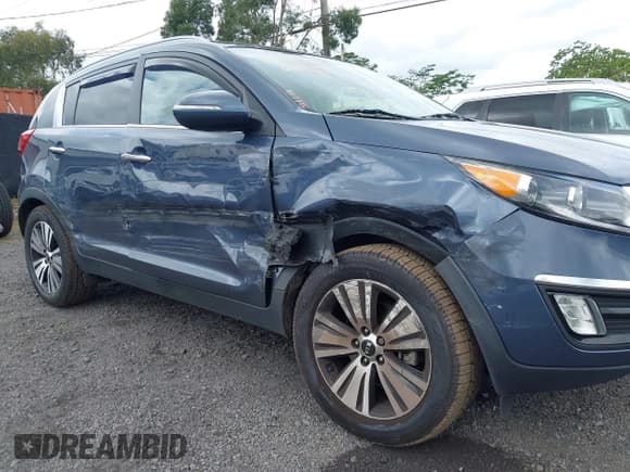 ✅ 2016 Kia Sportage EX • VIN: KNDPC3AC9G7840361 • Lot: 42350034. Wystawiony na IAAI z przebiegiem 51 608 mil. Bezpłatny archiwum sprzedaży aukcyjnych z USA i szczegółowy raport historii pojazdu na DreamBid. Zdjęcie 6.