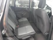 ✅ 2019 Ford Escape SE • VIN: 1FMCU9GDXKUA48739 • Lot: 67376565. Wystawiony na Copart z przebiegiem 58 059 mil. Bezpłatny archiwum sprzedaży aukcyjnych z USA i szczegółowy raport historii pojazdu na DreamBid. Zdjęcie 11.