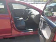 ✅ 2014 Hyundai Elantra SE • VIN: 5NPDH4AE5EH543883 • Lot: 43222326. Listed on IAAI with 56,826 mi. Free auction sales archive from the USA and detailed vehicle history report at DreamBid. Image 5.