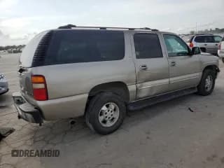 ✅ 2002 Chevrolet Suburban LS • VIN: 3GNFK16ZX2G347356 • Lot: 63318784. Wystawiony na Copart z przebiegiem 256 376 mil. Bezpłatny archiwum sprzedaży aukcyjnych z USA i szczegółowy raport historii pojazdu na DreamBid. Zdjęcie 3.