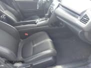 ✅ 2019 Honda Civic Sport • VIN: 19XFC2F8XKE035939 • Лот: 42032928. Опубликован ранее на IAAI с пробегом 84 414 миль. Бесплатный доступ к архиву аукционных продаж из США и подробный отчёт об истории автомобиля на DreamBid. Изображение 5.