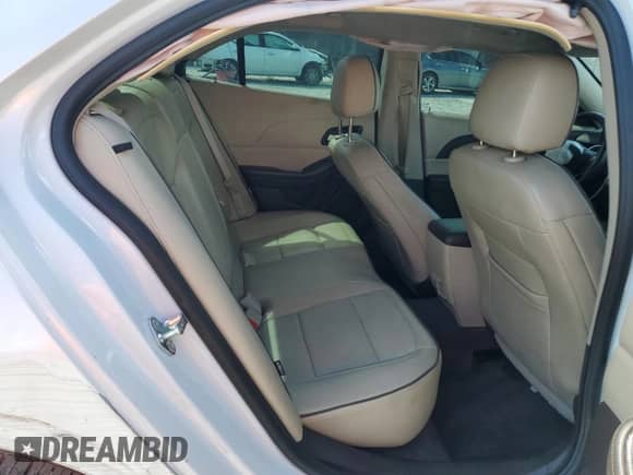 2015 Chevrolet Malibu LT z VIN 1G11D5SL8FF294243, wystawiony jako Copart lot #85724355 z przebiegiem 52 447 mil mil oraz Szkoda całkowita • Salvage title. Historia ofert i sprzedaży dostępna na DreamBid. Obrazek 10.