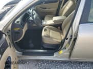 ✅ 2010 Hyundai Genesis • VIN: KMHGC4DE2AU085951 • Lot: 86224805. Wystawiony na Copart z przebiegiem 167 520 mil. Bezpłatny archiwum sprzedaży aukcyjnych z USA i szczegółowy raport historii pojazdu na DreamBid. Zdjęcie 7.